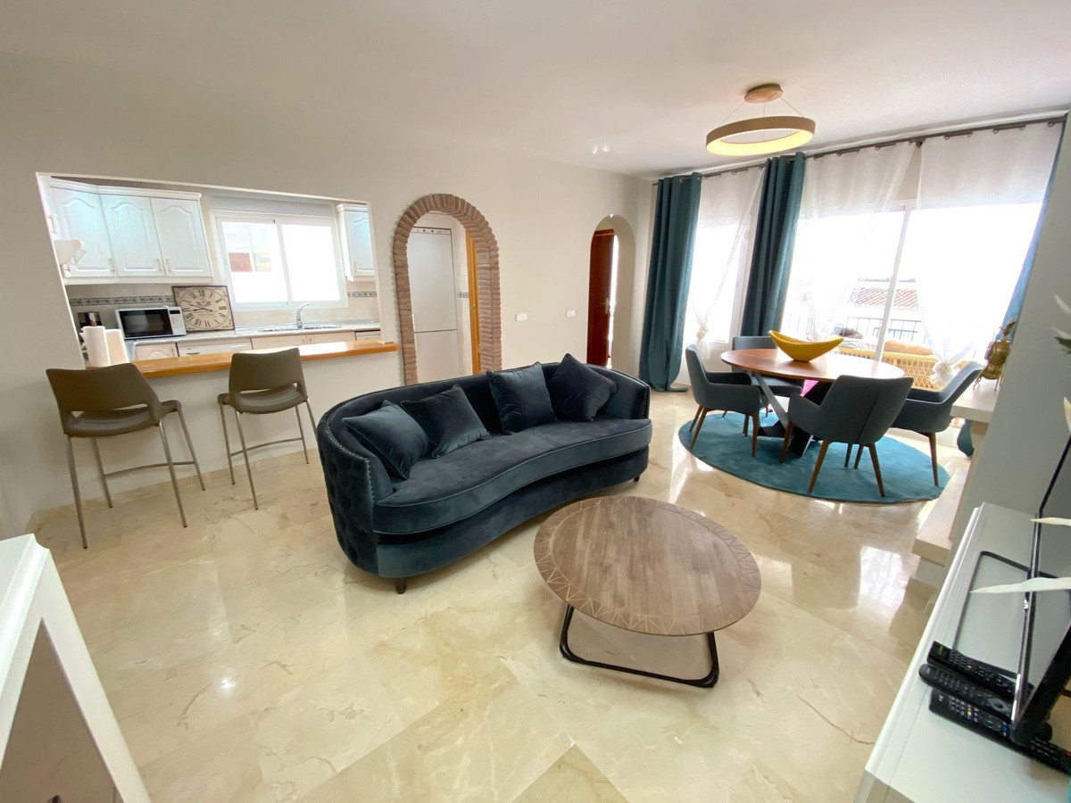 2 Bed Apartment for sale in Aloha Costa Del Sol, Málaga, Spain