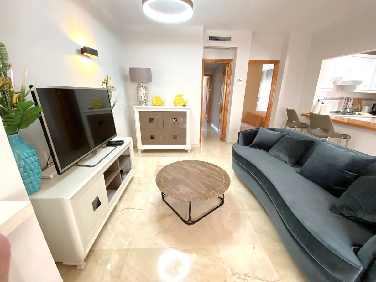 2 Bed Apartment for sale in Aloha Costa Del Sol, Málaga, Spain