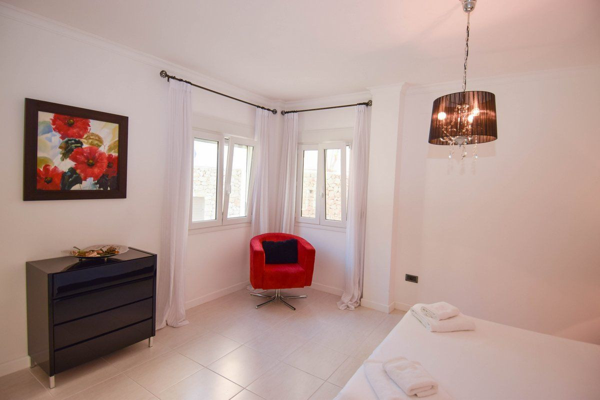 Se vende Apartamento Planta Media de 2 dormitorios en Costa Blanca, Alicante, España