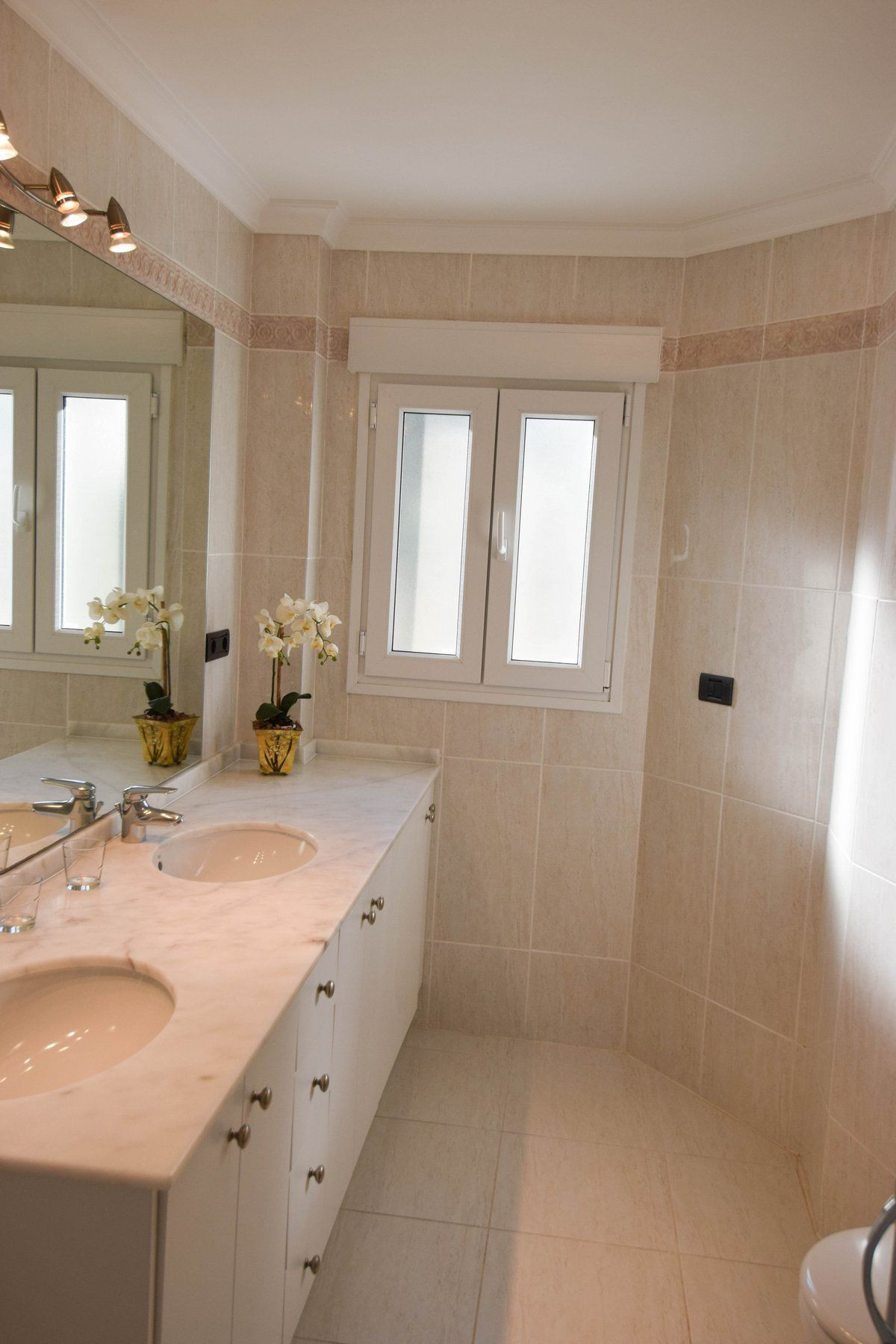 Se vende Apartamento Planta Media de 2 dormitorios en Costa Blanca, Alicante, España