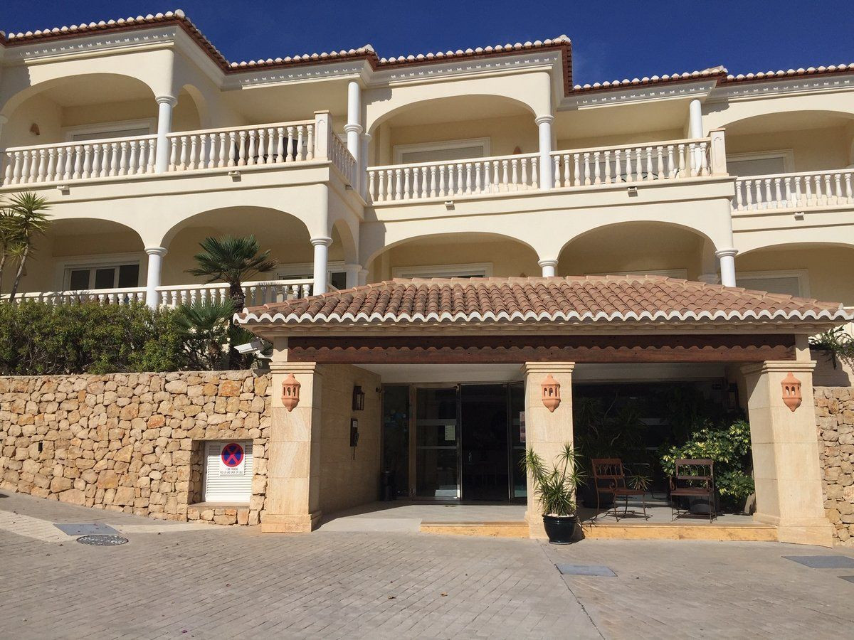 Se vende Apartamento Planta Media de 2 dormitorios en Costa Blanca, Alicante, España