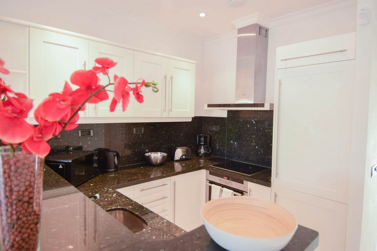 Se vende Apartamento Planta Media de 2 dormitorios en Costa Blanca, Alicante, España