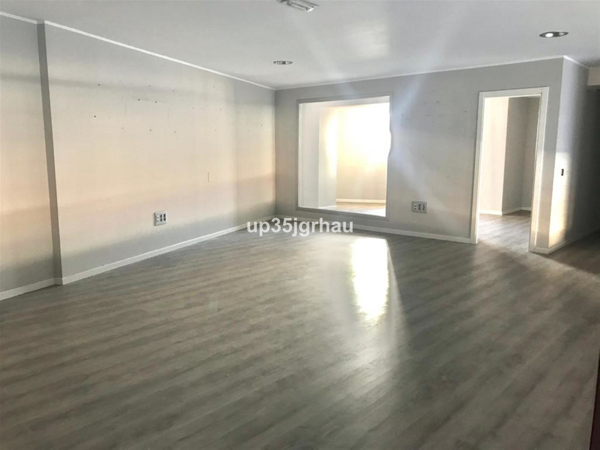 Se vende Local comercial  en Costa Del Sol, Málaga, España