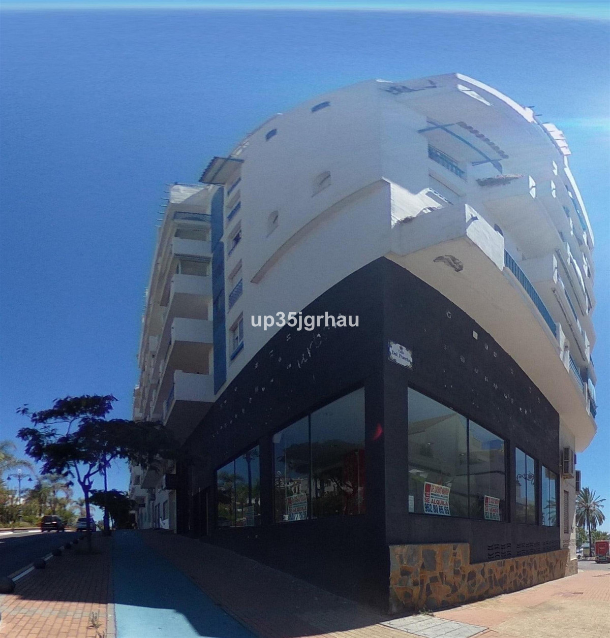 Se vende Local comercial  en Costa Del Sol, Málaga, España