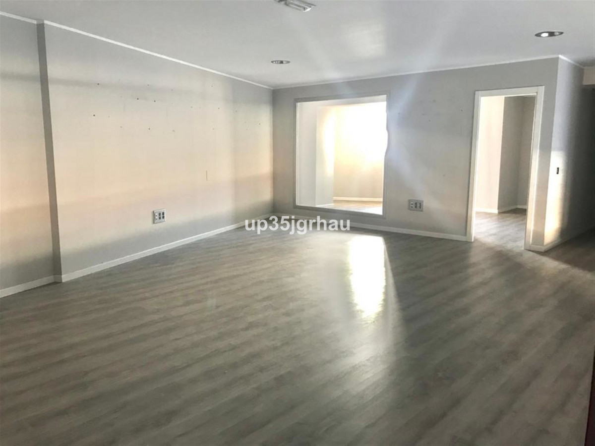 Se vende Local comercial  en Costa Del Sol, Málaga, España