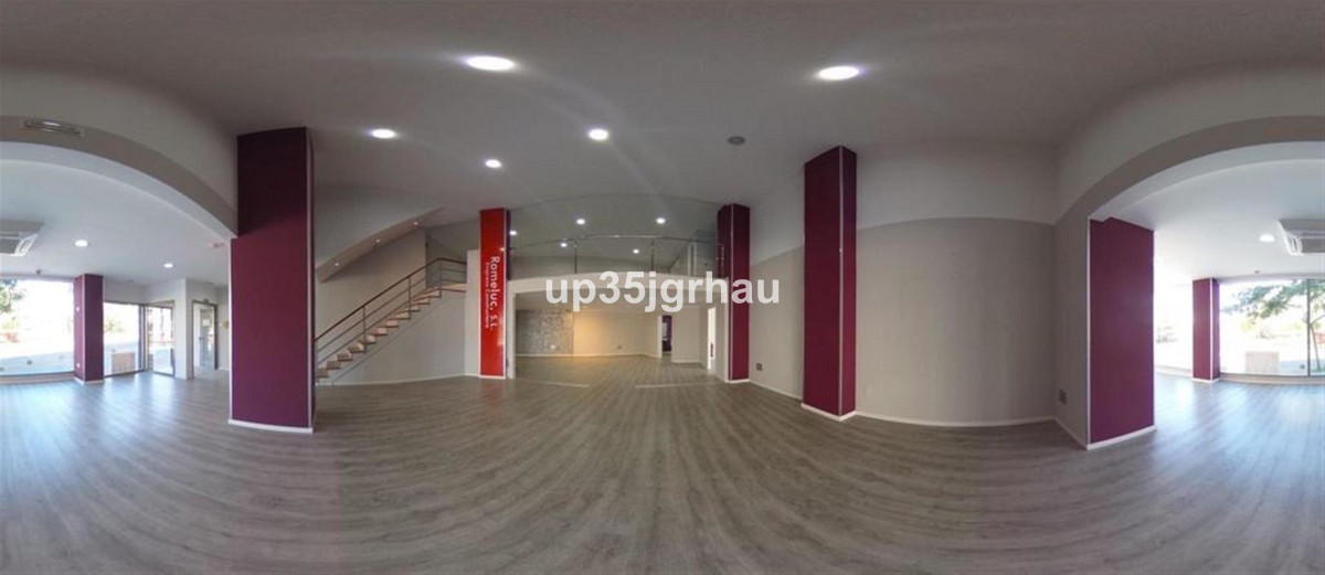 Se vende Local comercial  en Costa Del Sol, Málaga, España
