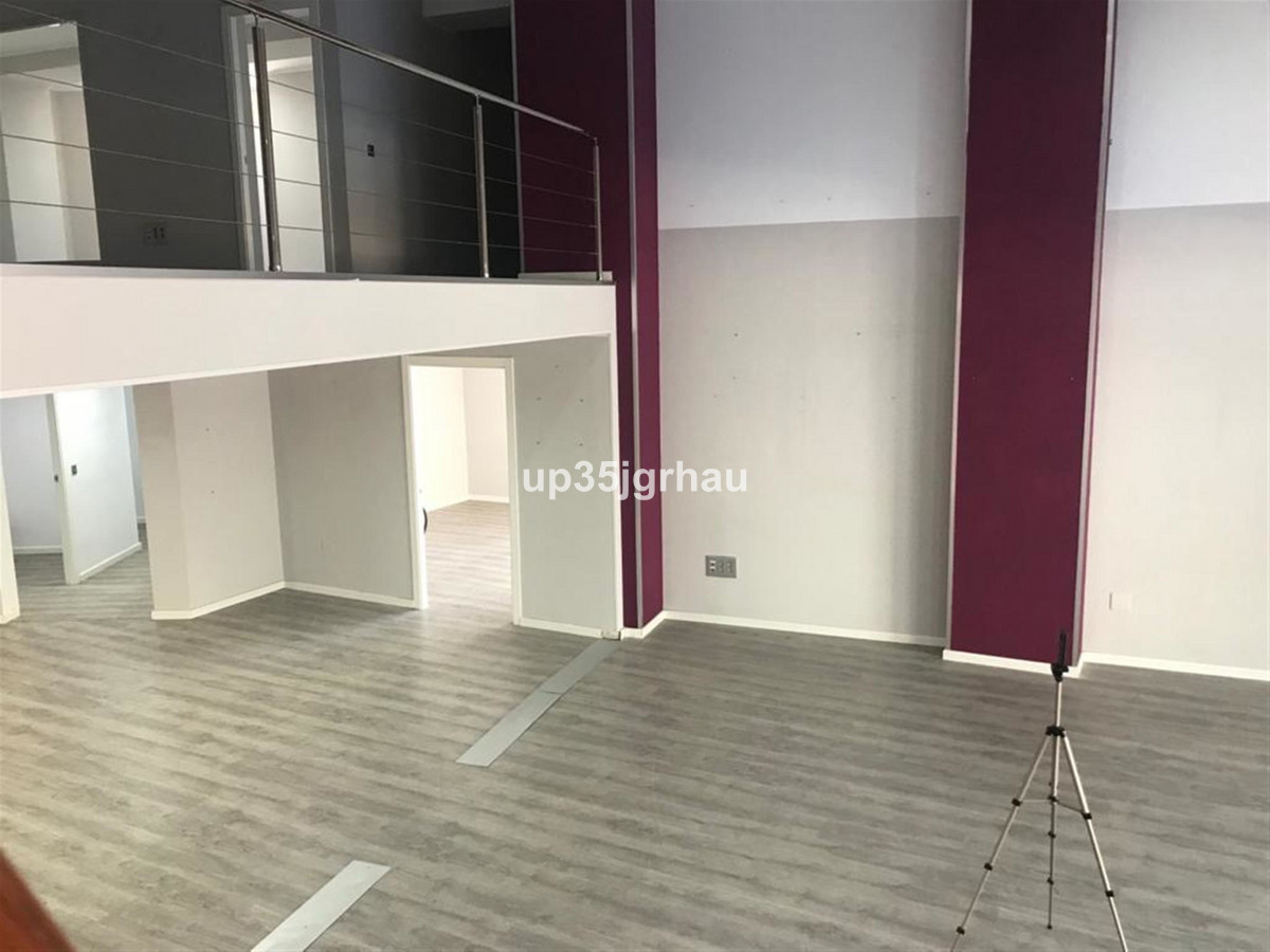 Se vende Local comercial  en Costa Del Sol, Málaga, España
