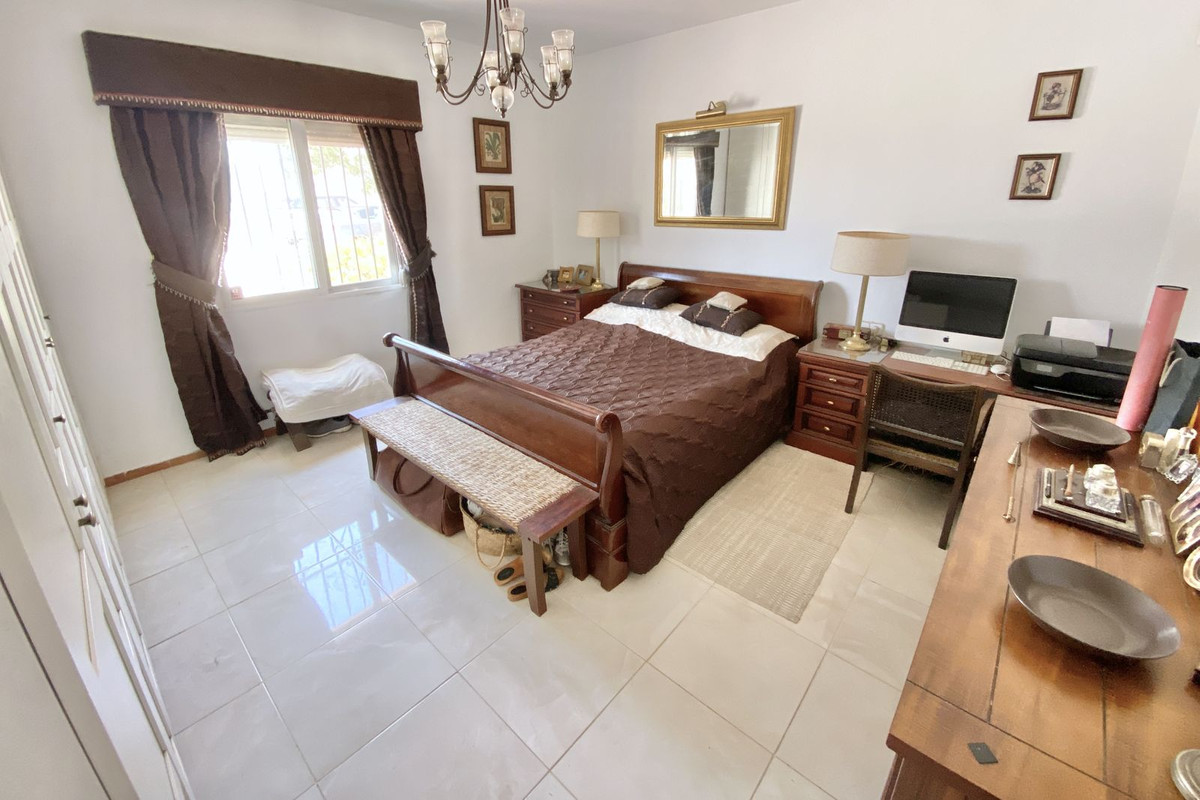 4 Bed Townhouse for sale in La Cala De Mijas Costa Del Sol, Málaga, Spain