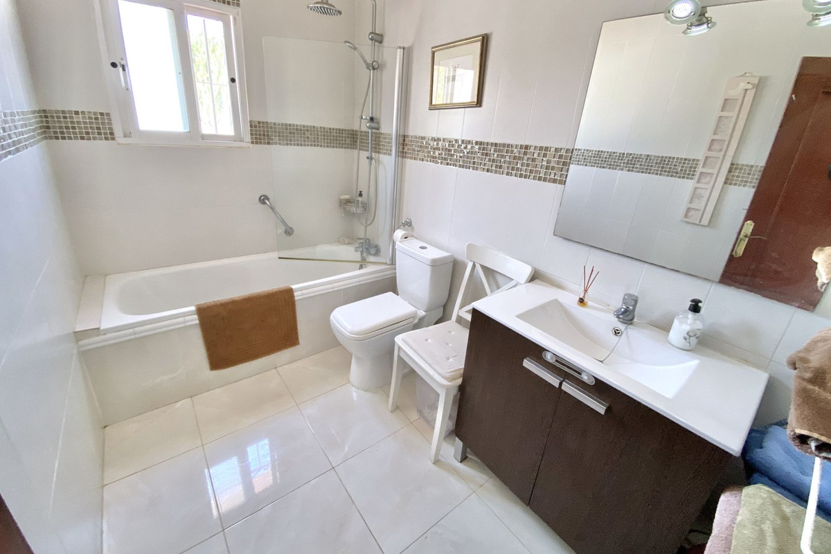 4 Bed Townhouse for sale in La Cala De Mijas Costa Del Sol, Málaga, Spain