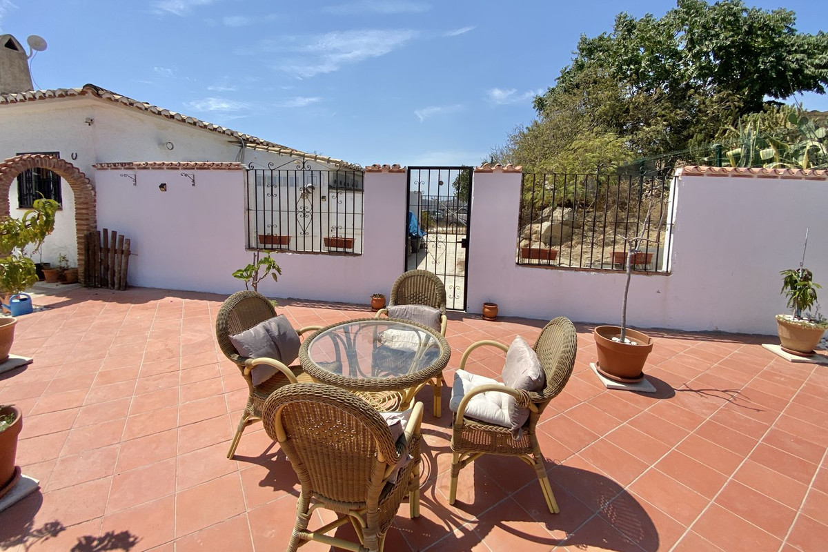 4 Bed Townhouse for sale in La Cala De Mijas Costa Del Sol, Málaga, Spain