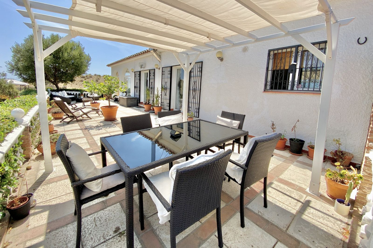4 Bed Townhouse for sale in La Cala De Mijas Costa Del Sol, Málaga, Spain