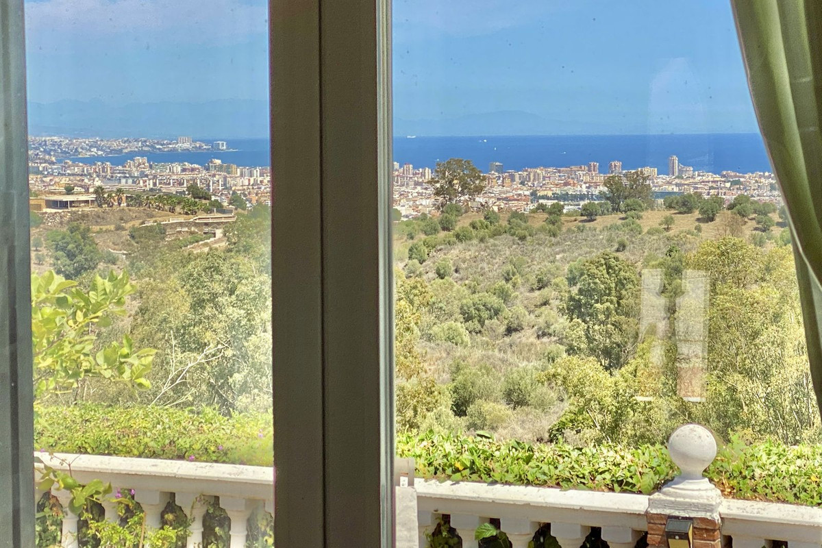 4 Bed Townhouse for sale in La Cala De Mijas Costa Del Sol, Málaga, Spain