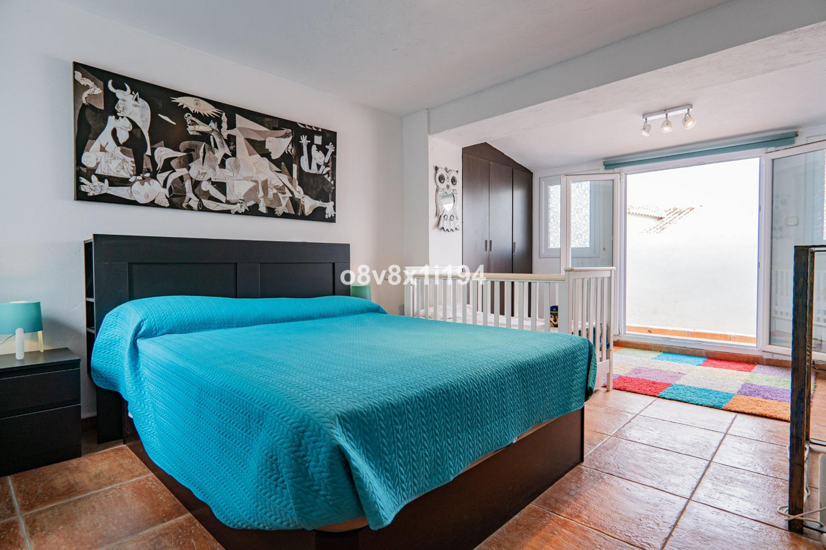 Se vende Villa - Chalet de 4 dormitorios en Costa Del Sol, Málaga, España
