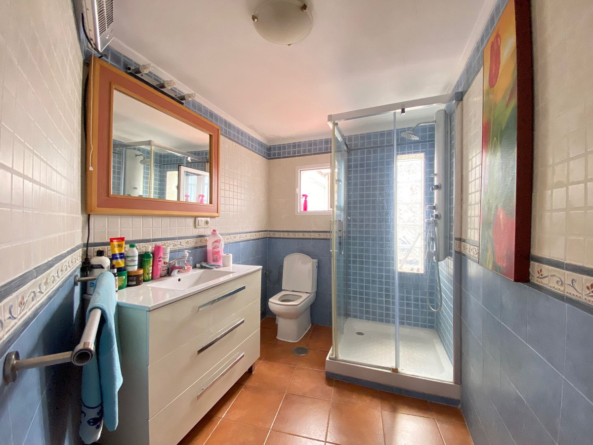 Se vende Adosada de 7 dormitorios en Costa Del Sol, Málaga, España