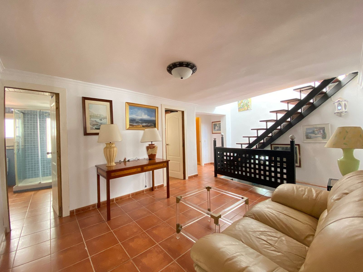 Se vende Adosada de 7 dormitorios en Costa Del Sol, Málaga, España