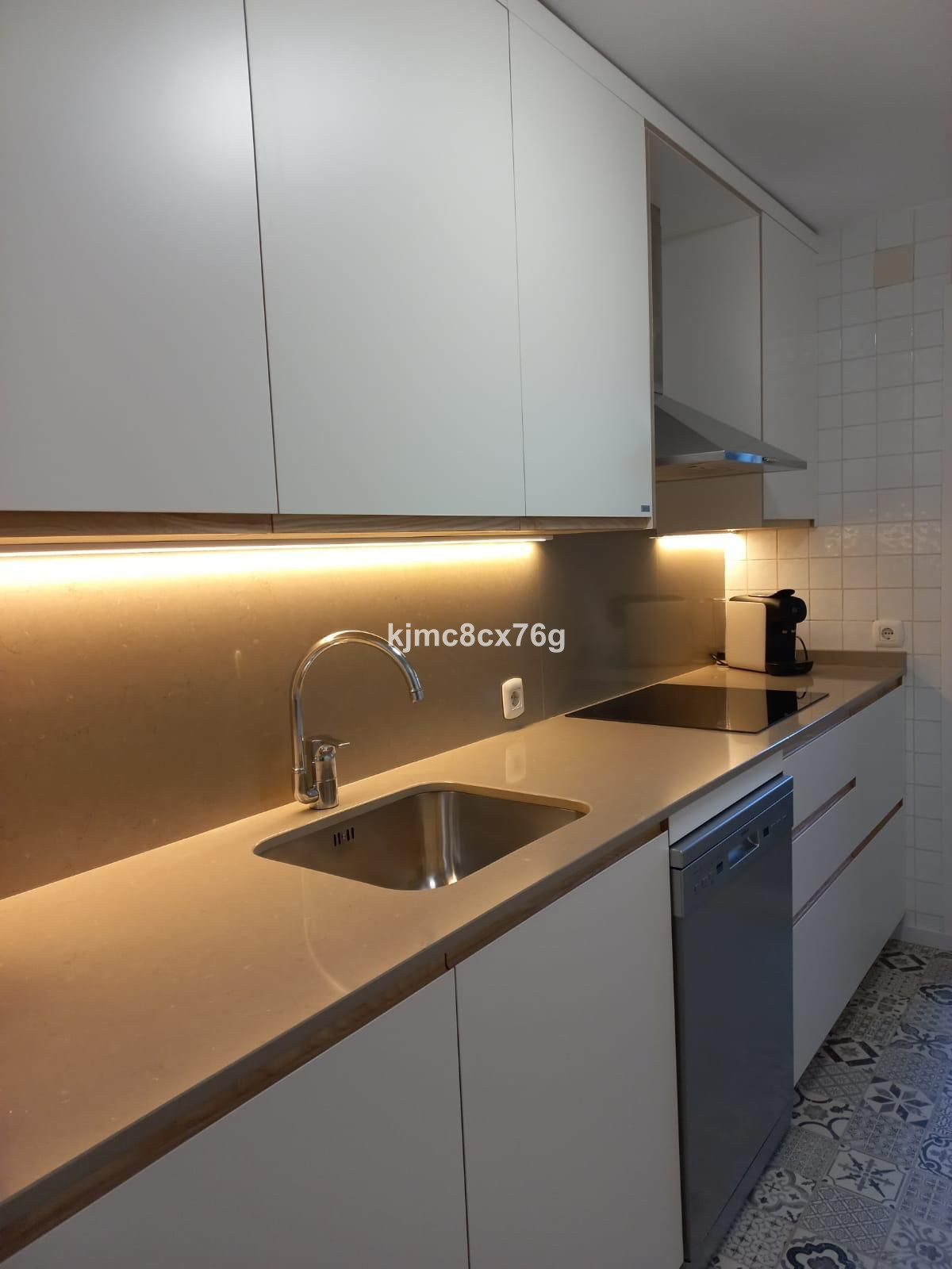 3 Bed Apartment for sale in Calahonda Costa Del Sol, Málaga, Spain
