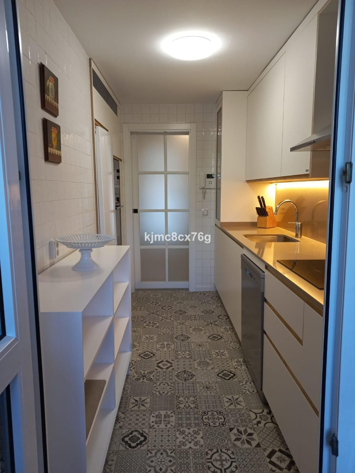 3 Bed Apartment for sale in Calahonda Costa Del Sol, Málaga, Spain