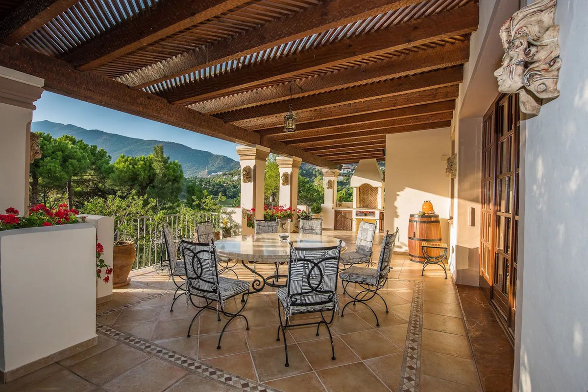 Se vende Villa - Chalet de 8 dormitorios en Costa Del Sol, Málaga, España