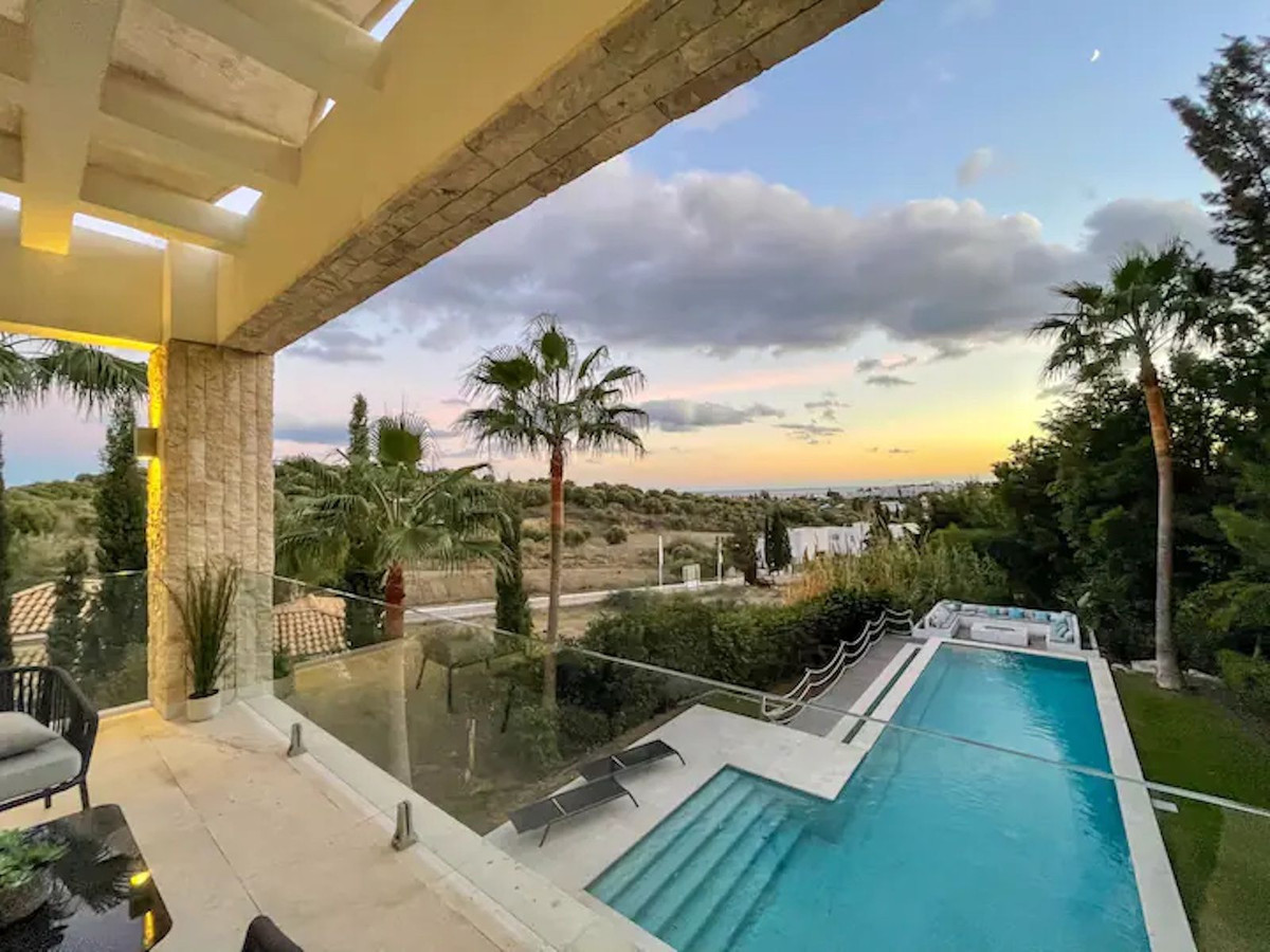 Se vende Villa - Chalet de 5 dormitorios en Costa Del Sol, Málaga, España