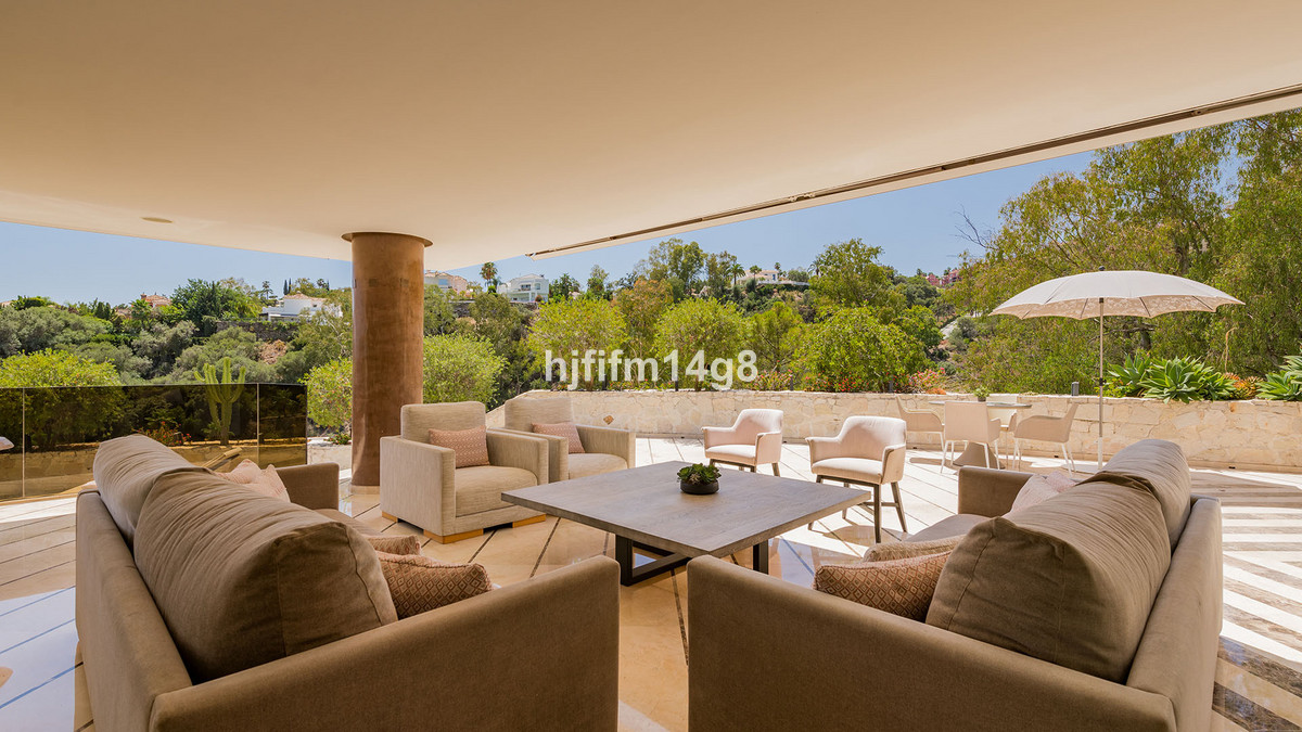Se vende Villa - Chalet de 5 dormitorios en Costa Del Sol, Málaga, España