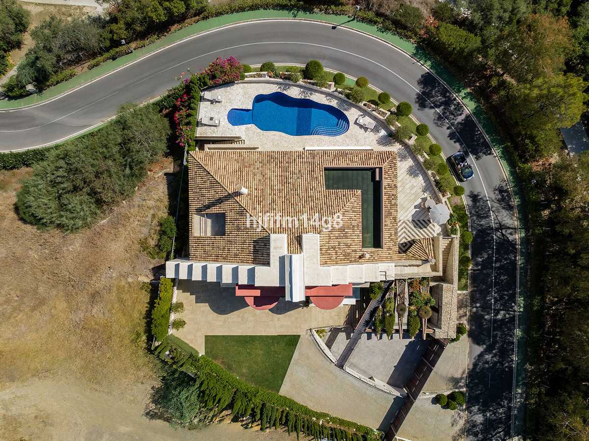 Se vende Villa - Chalet de 5 dormitorios en Costa Del Sol, Málaga, España