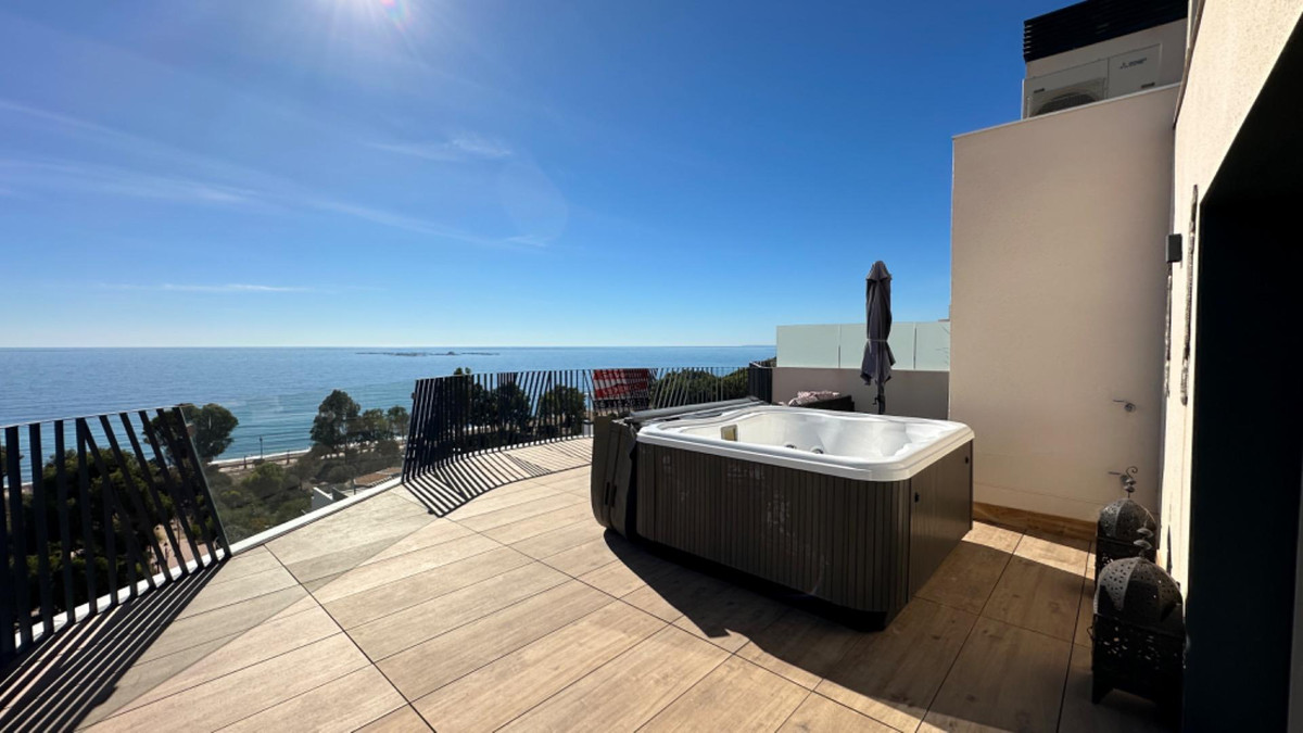 3 Bed Apartment for sale in Villajoyosa Costa Blanca, Alicante, Spain
