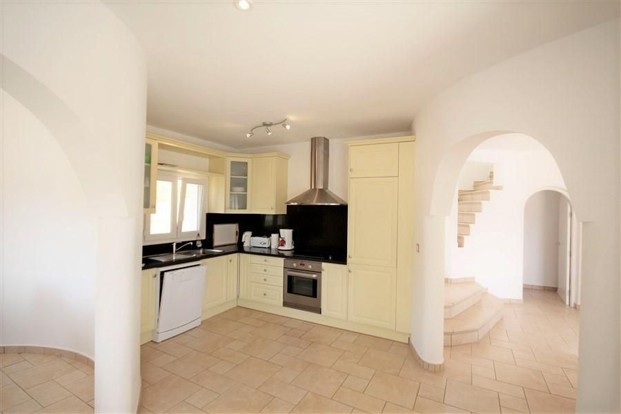 Se vende Villa - Chalet de 3 dormitorios en Costa Blanca, Alicante, España