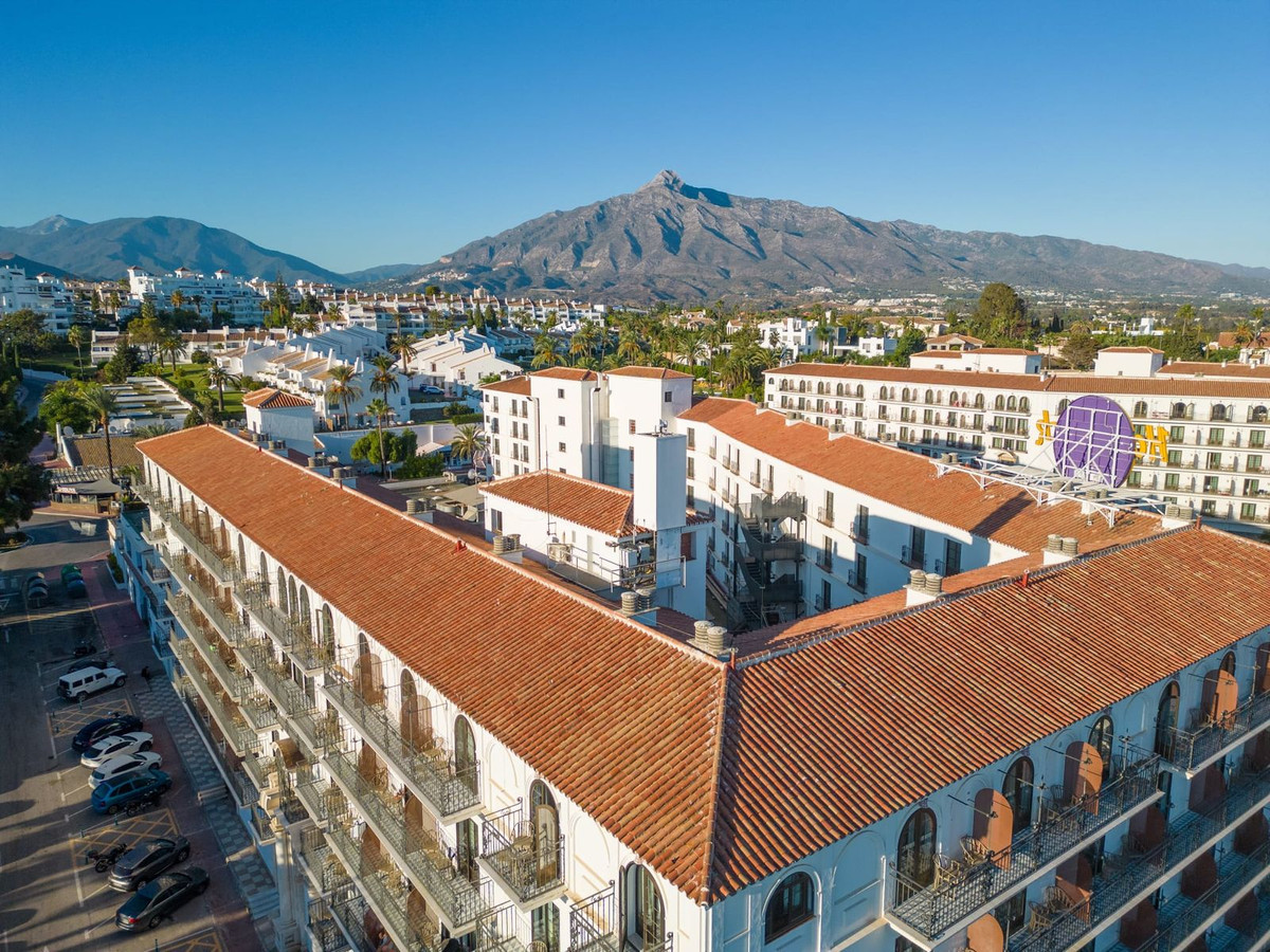 Se vende Apartamento Planta Media de 2 dormitorios en Costa Del Sol, Málaga, España