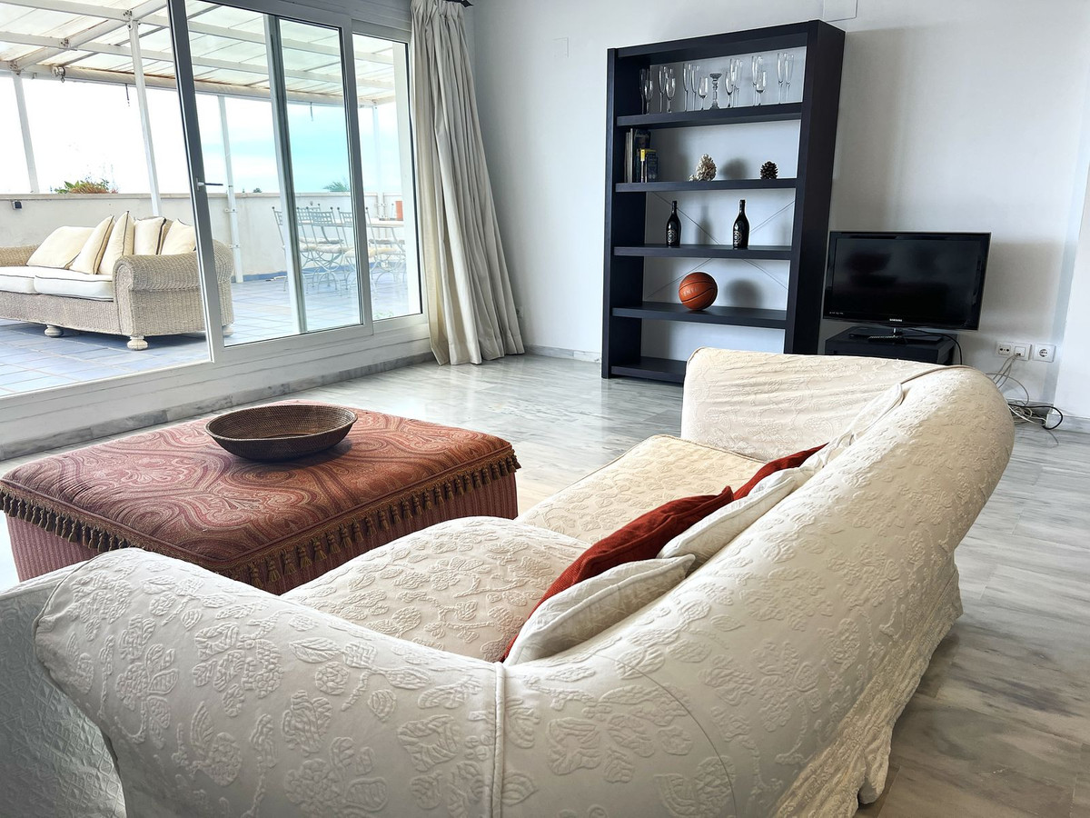 3 Bed Apartment for sale in Nueva Andalucía Costa Del Sol, Málaga, Spain