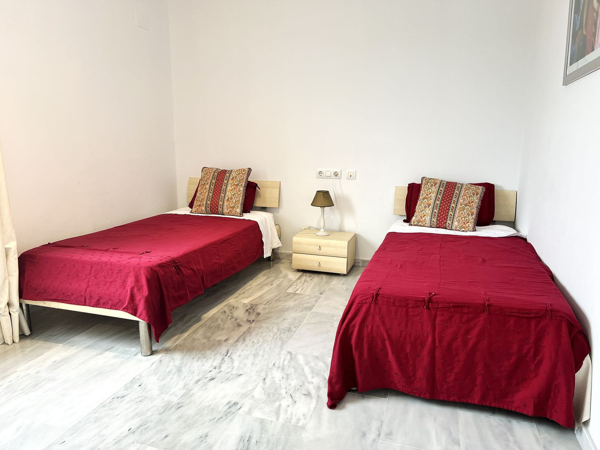 3 Bed Apartment for sale in Nueva Andalucía Costa Del Sol, Málaga, Spain