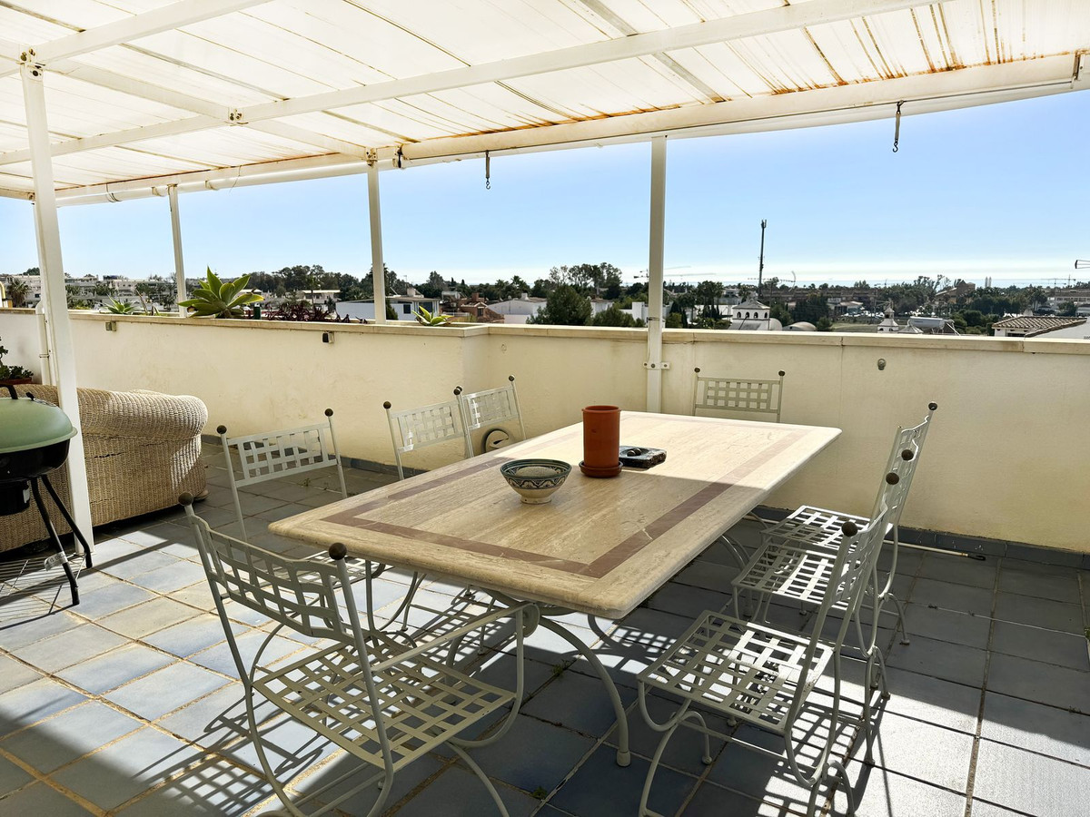 3 Bed Apartment for sale in Nueva Andalucía Costa Del Sol, Málaga, Spain