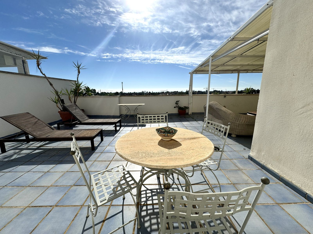 3 Bed Apartment for sale in Nueva Andalucía Costa Del Sol, Málaga, Spain