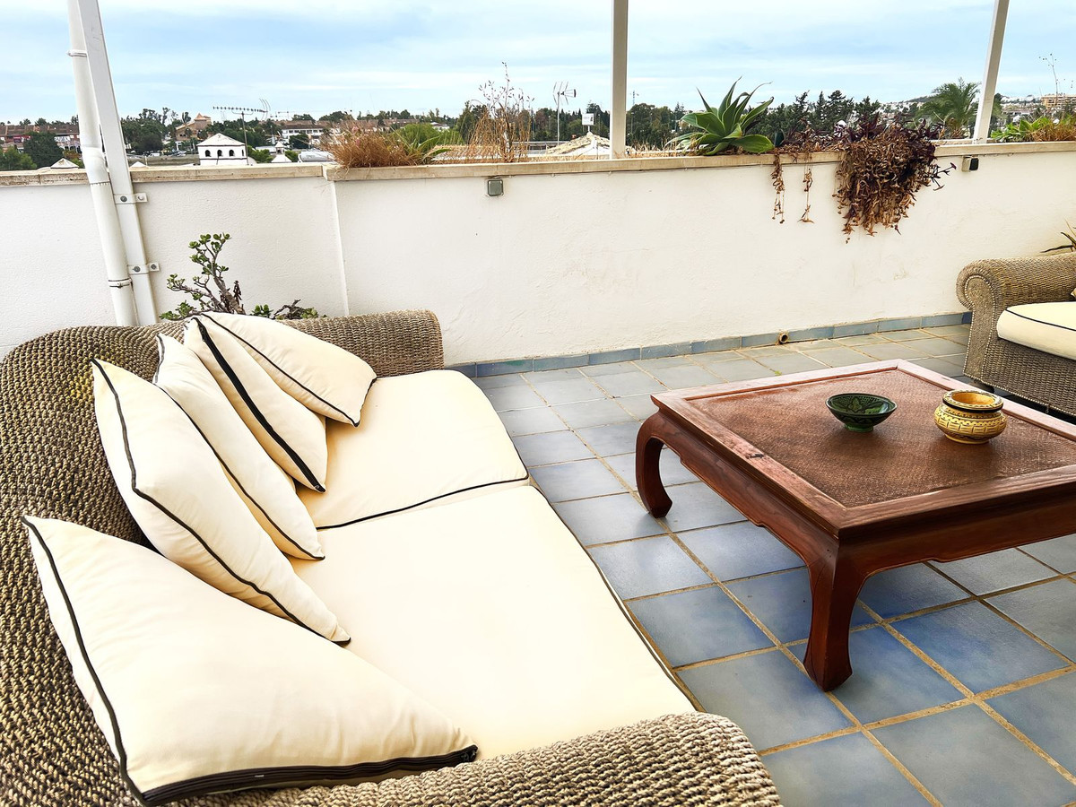 3 Bed Apartment for sale in Nueva Andalucía Costa Del Sol, Málaga, Spain