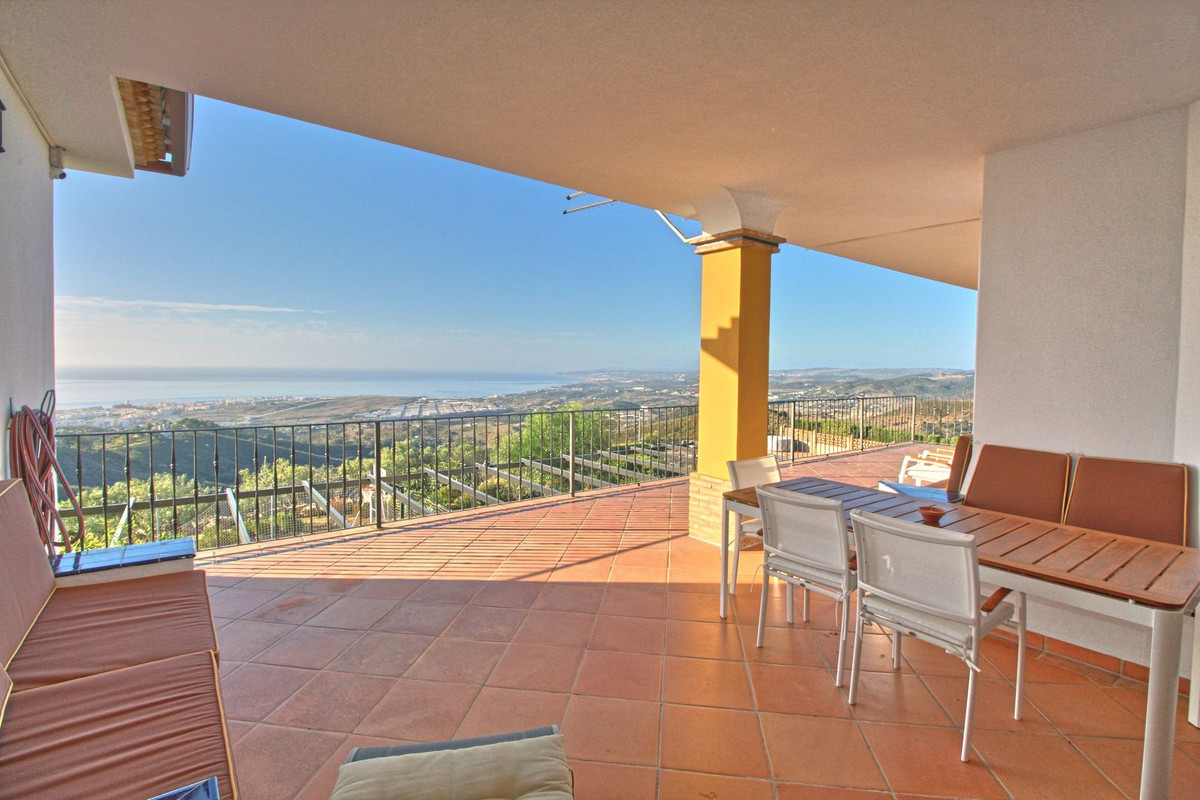 Se vende Finca - Cortijo de 5 dormitorios en Costa Del Sol, Málaga, España