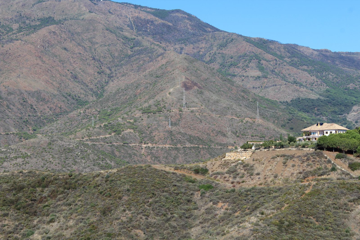 Se vende Finca - Cortijo de 5 dormitorios en Costa Del Sol, Málaga, España