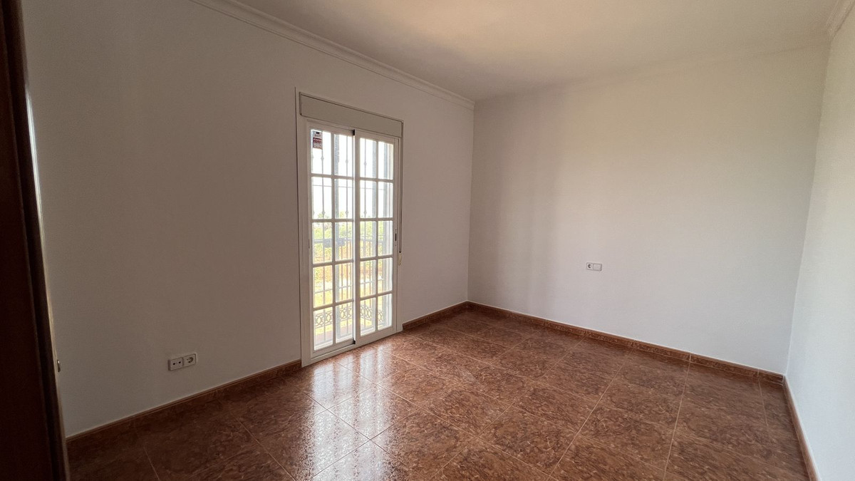 8 Bed Townhouse for sale in Alhaurín De La Torre Costa Del Sol, Málaga, Spain