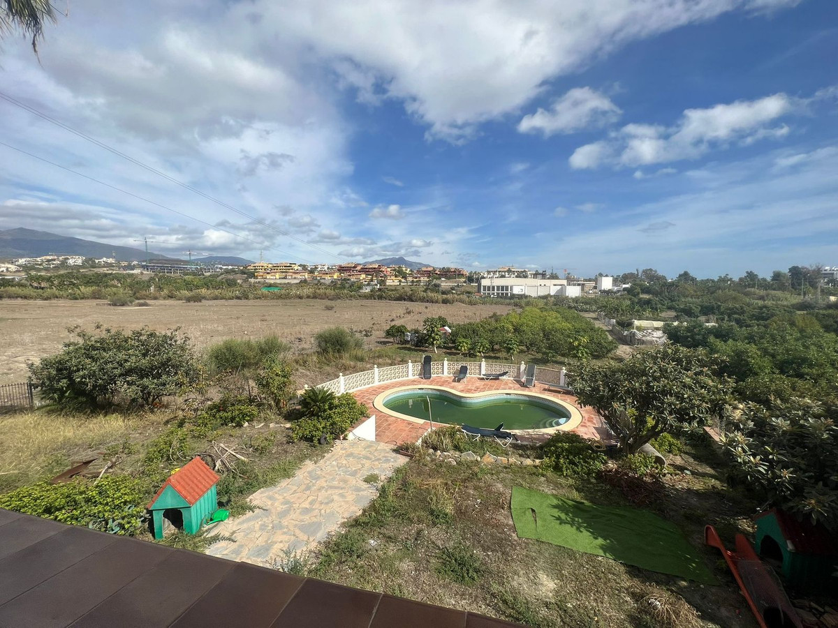 7 Bed Townhouse for sale in Cancelada Costa Del Sol, Málaga, Spain