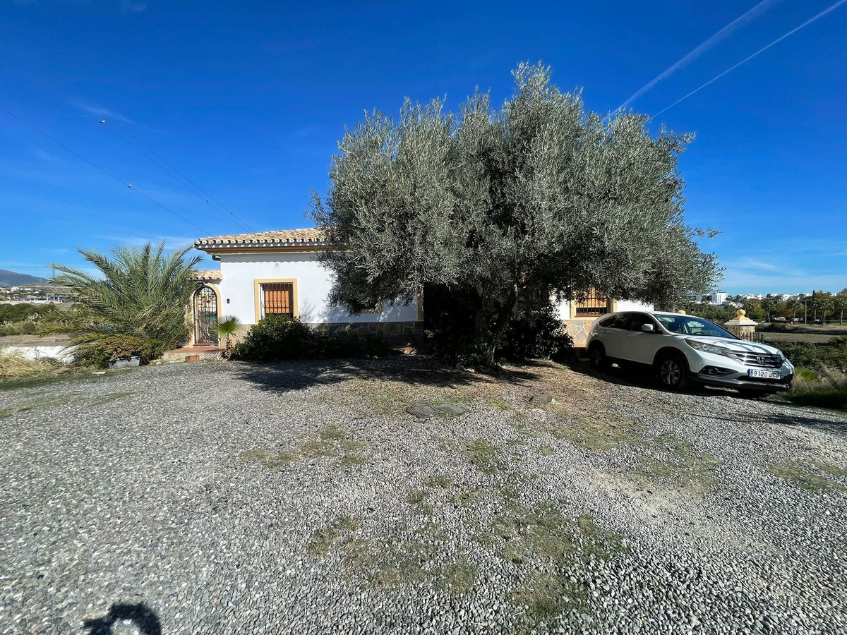 7 Bed Townhouse for sale in Cancelada Costa Del Sol, Málaga, Spain