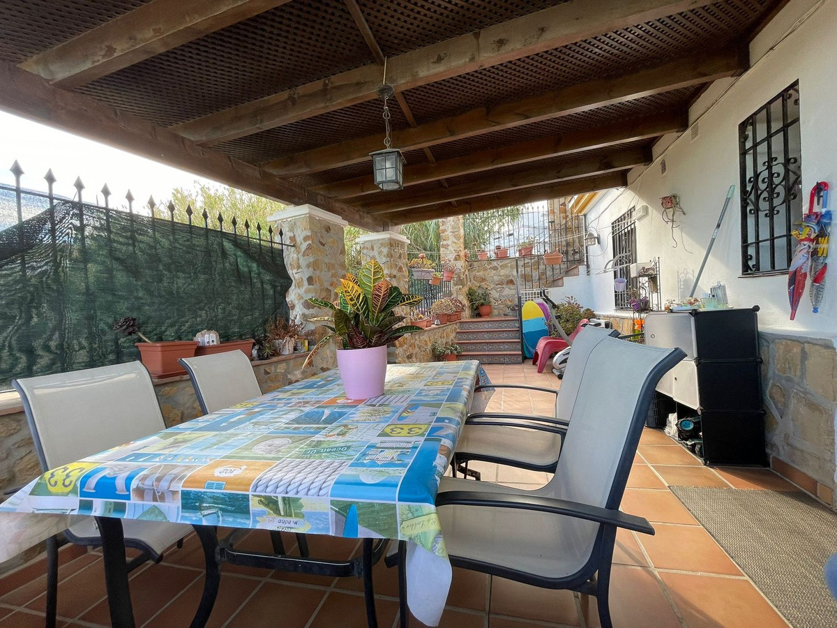 7 Bed Townhouse for sale in Cancelada Costa Del Sol, Málaga, Spain