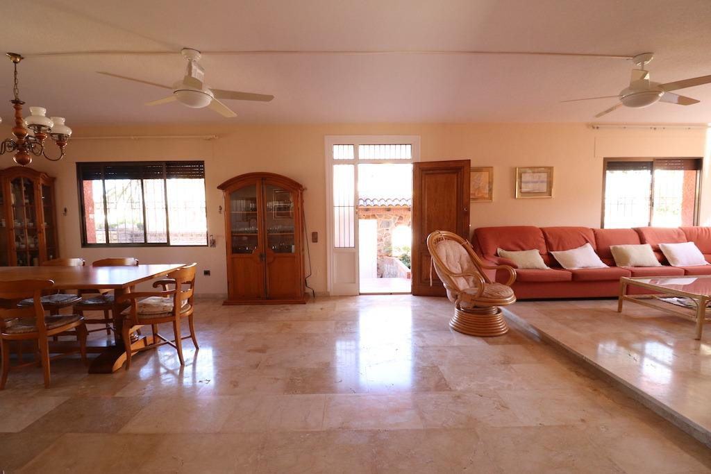 Se vende Villa - Chalet de 5 dormitorios en Costa Blanca, Alicante, España