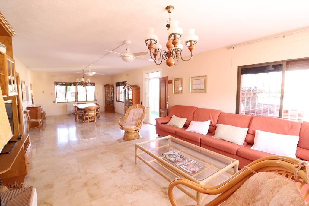 Se vende Villa - Chalet de 5 dormitorios en Costa Blanca, Alicante, España