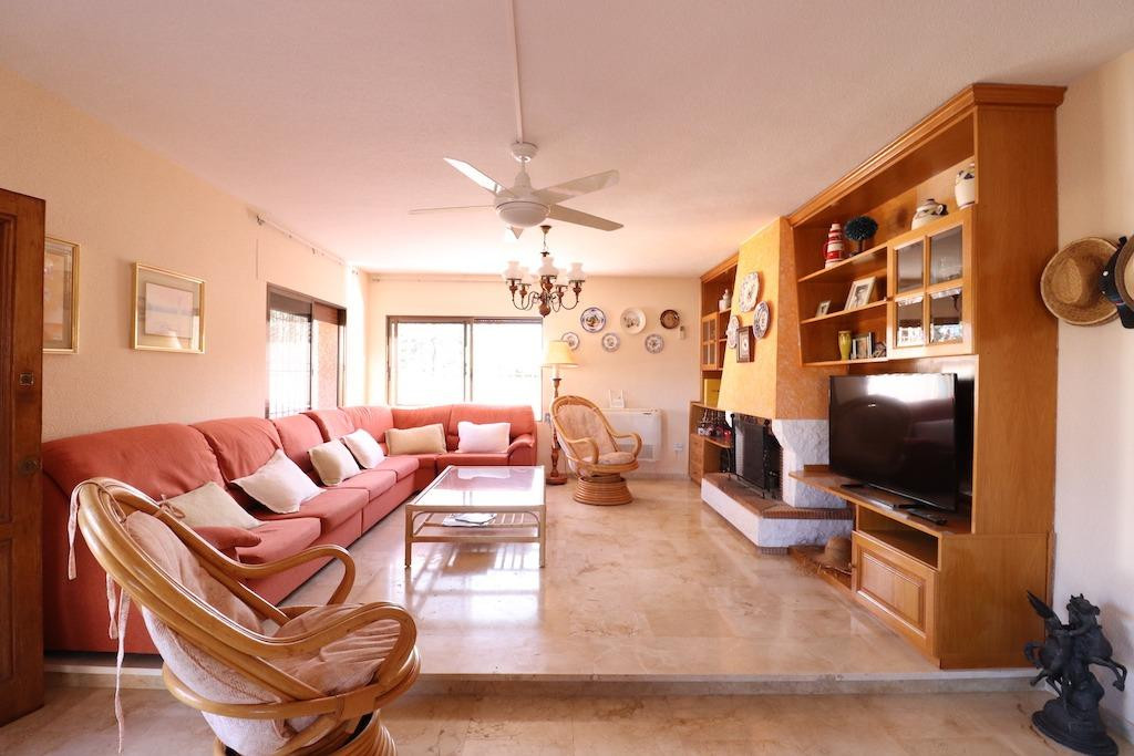 Se vende Villa - Chalet de 5 dormitorios en Costa Blanca, Alicante, España