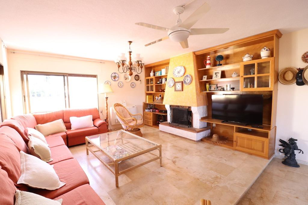 Se vende Villa - Chalet de 5 dormitorios en Costa Blanca, Alicante, España