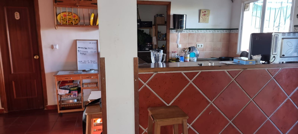 Se vende Finca - Cortijo de 3 dormitorios en Costa Del Sol, Málaga, España