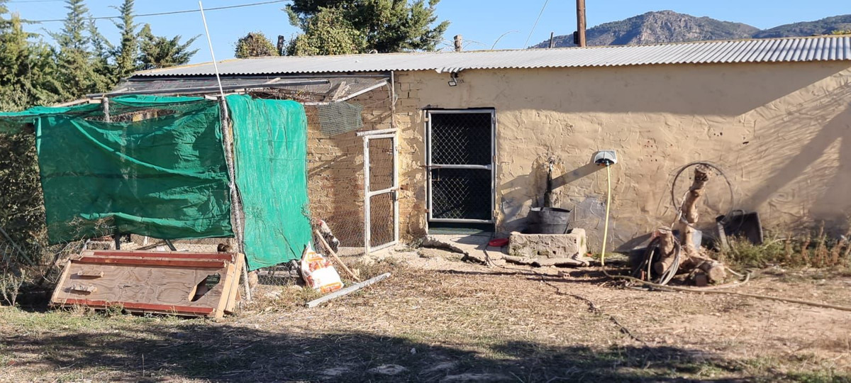 Se vende Finca - Cortijo de 3 dormitorios en Costa Del Sol, Málaga, España