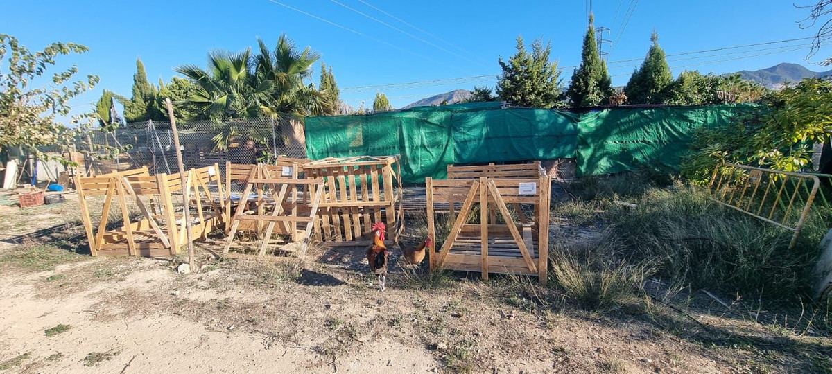 Se vende Finca - Cortijo de 3 dormitorios en Costa Del Sol, Málaga, España