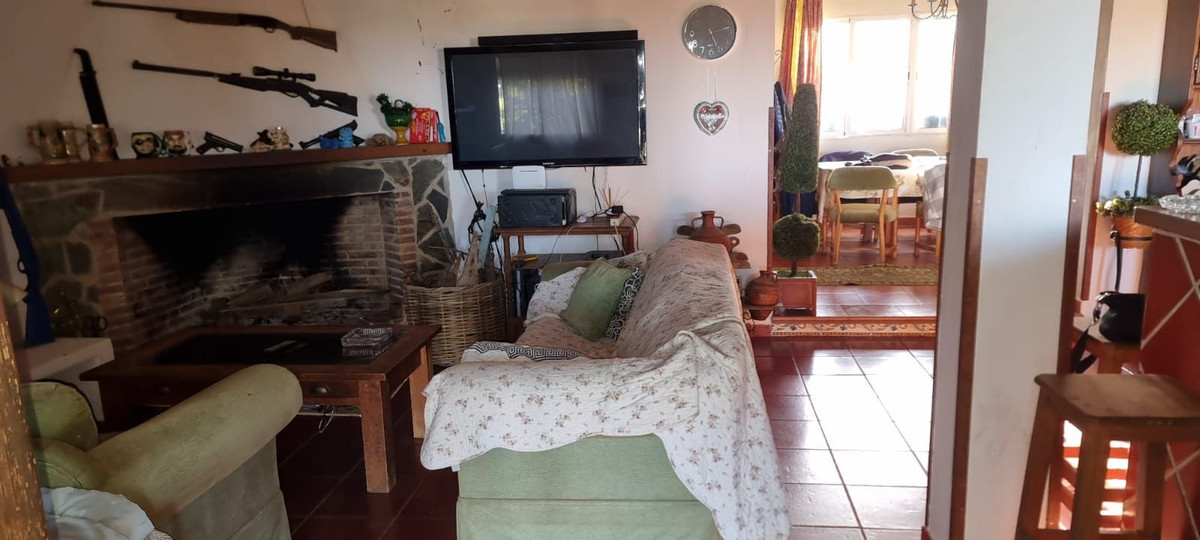 Se vende Finca - Cortijo de 3 dormitorios en Costa Del Sol, Málaga, España