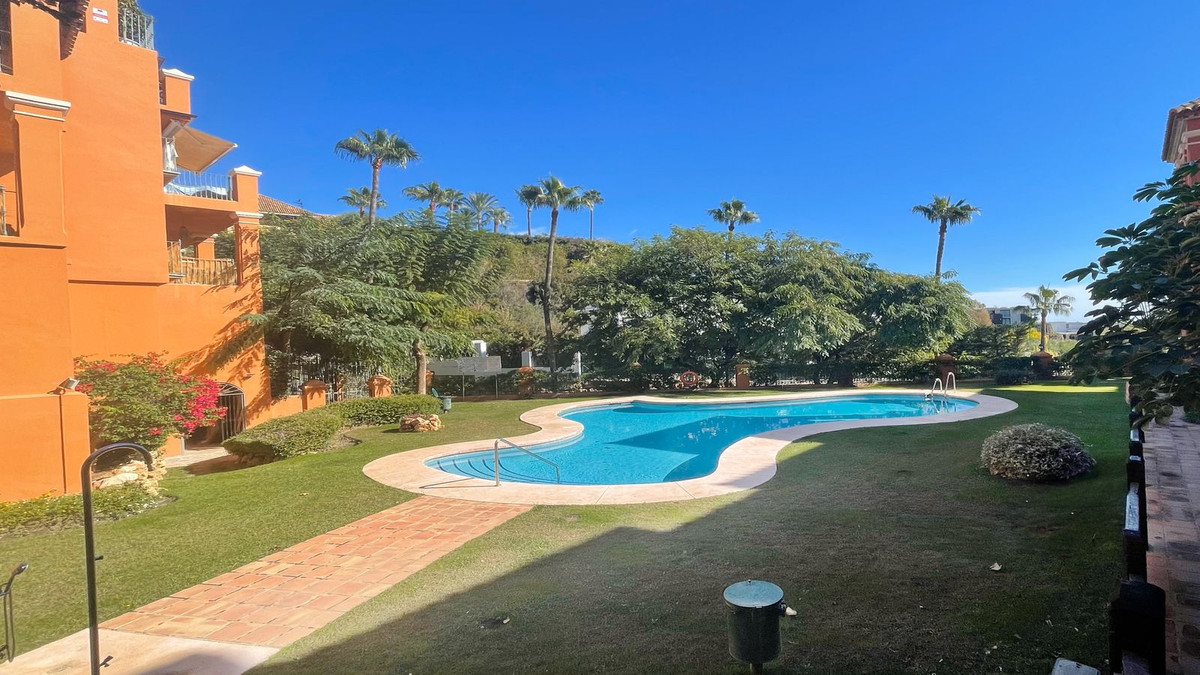 3 Bed Apartment for sale in Monte Halcones Costa Del Sol, Málaga, Spain
