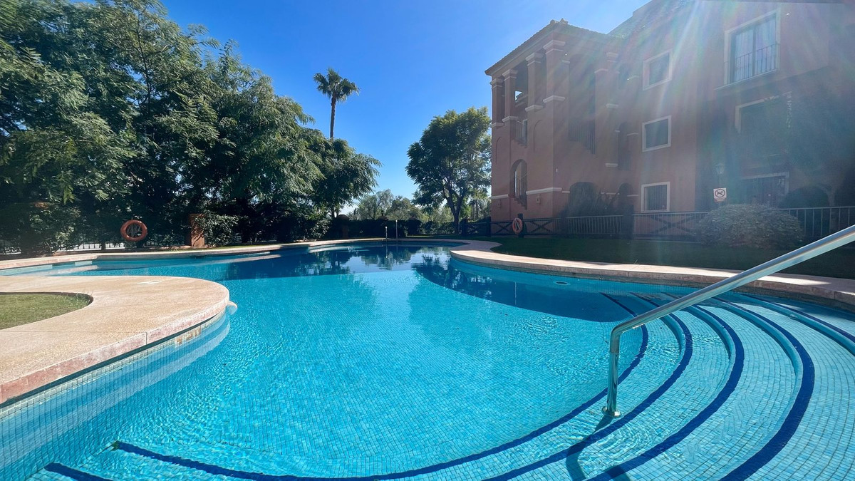 3 Bed Apartment for sale in Monte Halcones Costa Del Sol, Málaga, Spain
