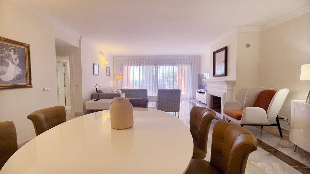 3 Bed Apartment for sale in Monte Halcones Costa Del Sol, Málaga, Spain